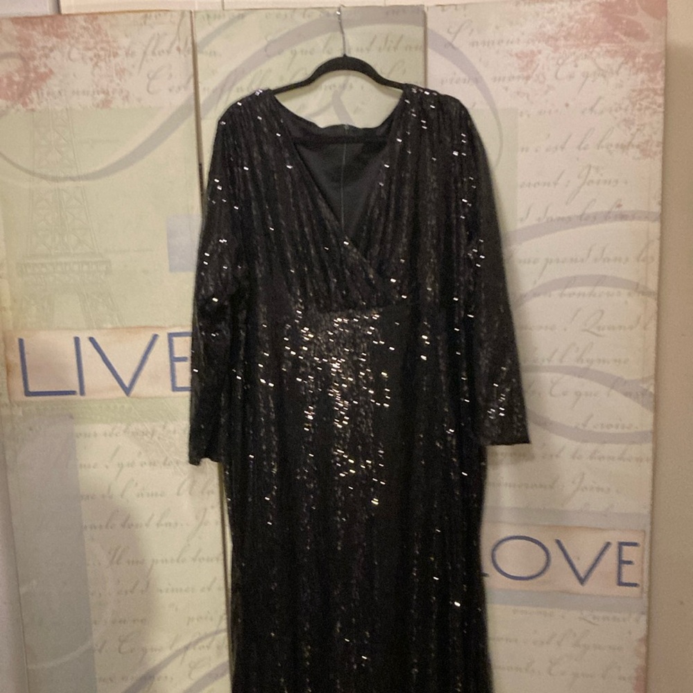 XPLUSWEAR FULL BLACK SEQUINS Sz3X GOWN NWT W LONGSLEEVES